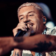 Macklemore é demitido da turnê de Ed Sheeran após discurso pró-Palestina em show Macklemore é demitido da turnê de Ed Sheeran após discurso pró-Palestina em show