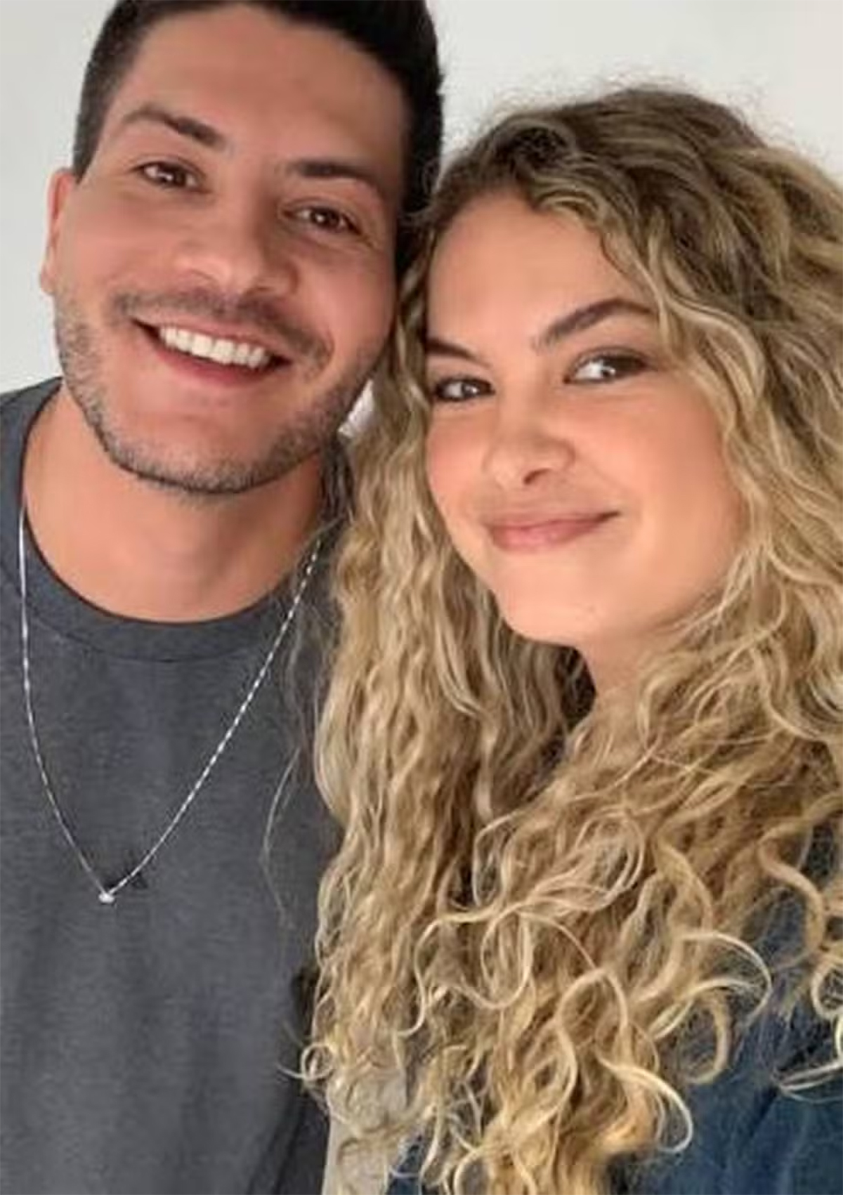 Arthur Aguiar descobriu sobre morte de Lua Blanco em live no TikTok