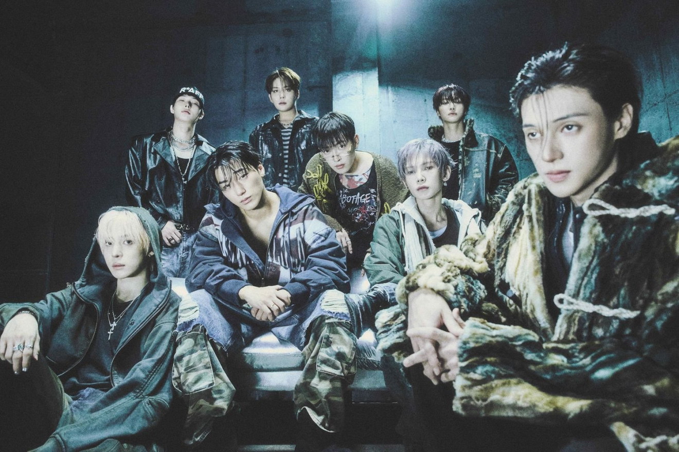 Jongho fica fora da coreografia de "Drip" do ATEEZ e explica motivo