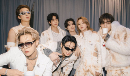 Mixtape de J-Hope, membro do grupo sul-coreano BTS, alcança o topo