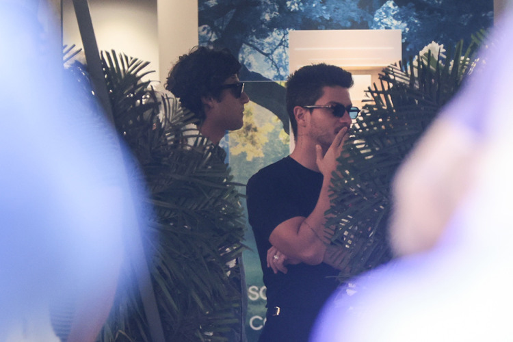 Chay Suede e Arthur Aguiar (Foto: Brazil News)