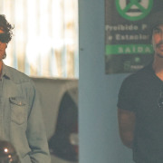 Vídeo mostra elenco de "Rebelde" reunido no funeral de Lua Blanco