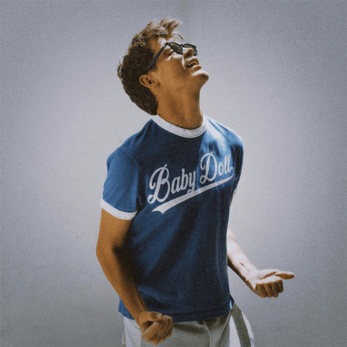 Quem é Jamie Miller, cantor de pop emotivo no Top 3 do Reino Unido?